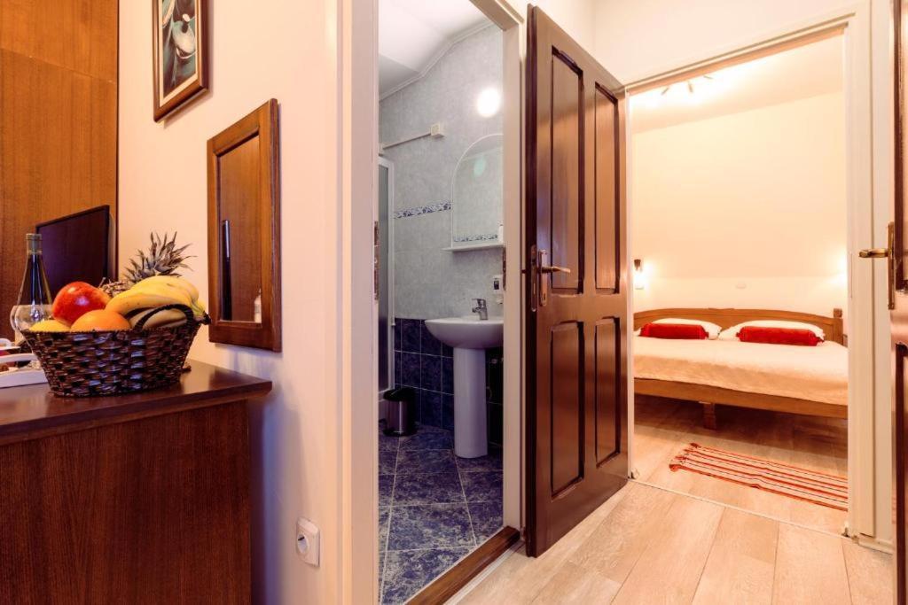 Downtown Rooms Ниш Екстер'єр фото